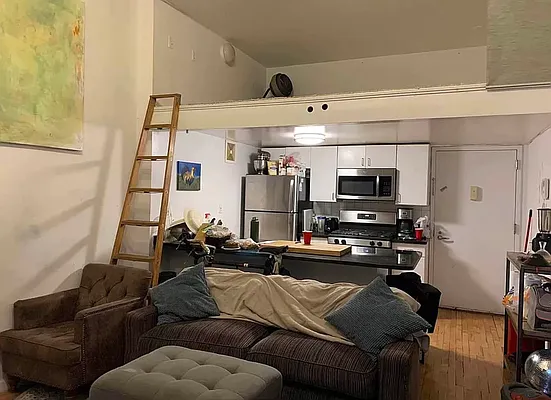 Rented by The Downtown LLC | media 18