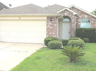 1101 Lasso Ct, Alvin, TX 77511
