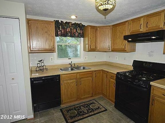 3rd image of 6220 Copper Sky Ct