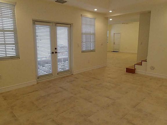 5th image of 534 Loretto Ave