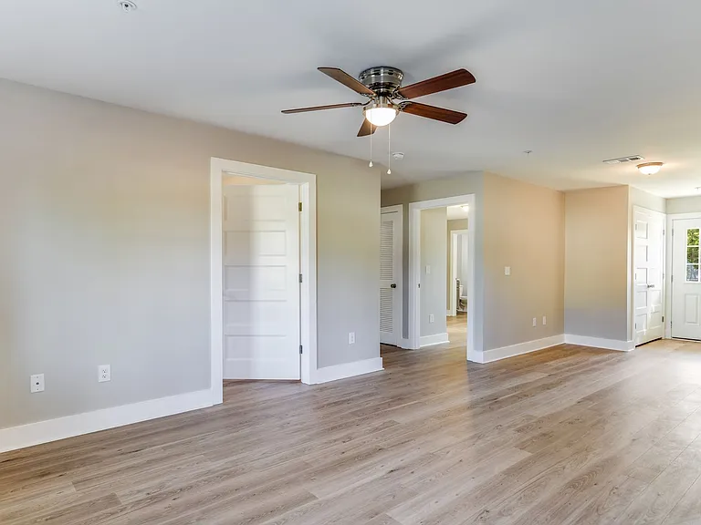 134 Brookside Lane — Photo 3