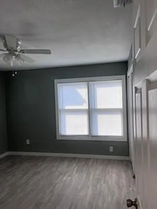 1358 Oak Park Dr — Photo 8