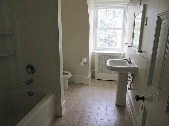 238 #3 Bathroom - 5-12-16_12132016