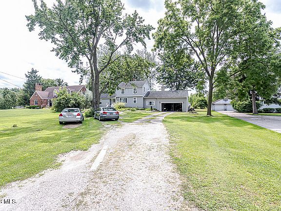 3rd image of 9221 Mandell Rd