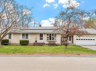 23 Darlene Dr, Fitchburg, MA 01420