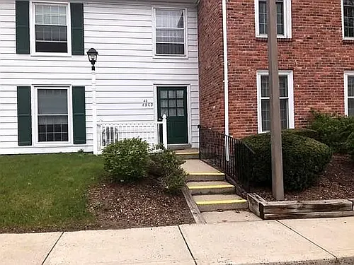 40 Yorktown Dr #40B Photo 1