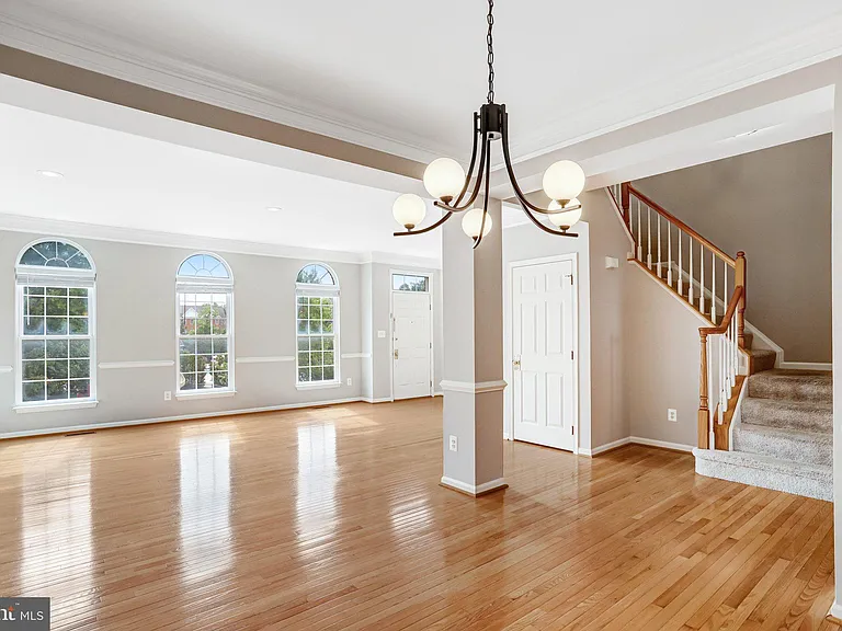 22616 Welborne Manor Sq — Photo 11
