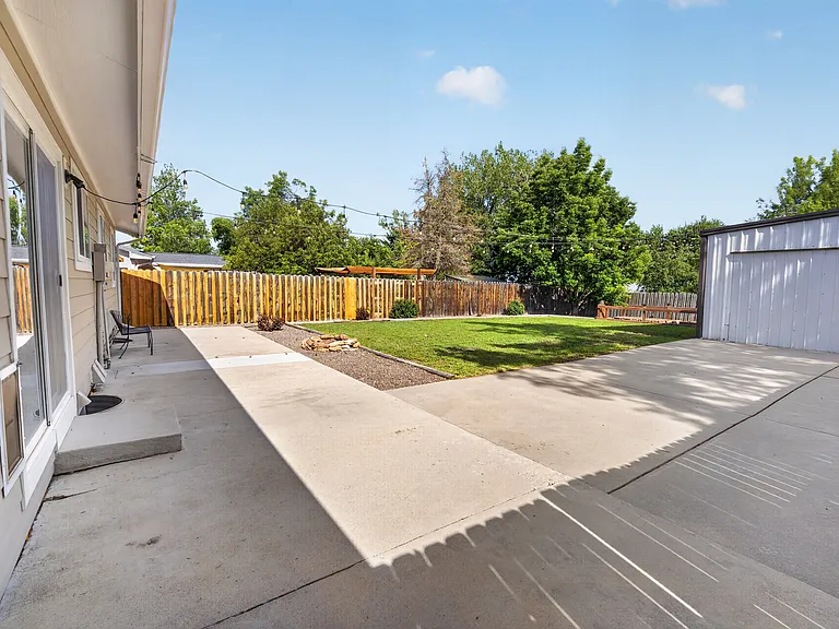 19054 W 61st Pl — Photo 30