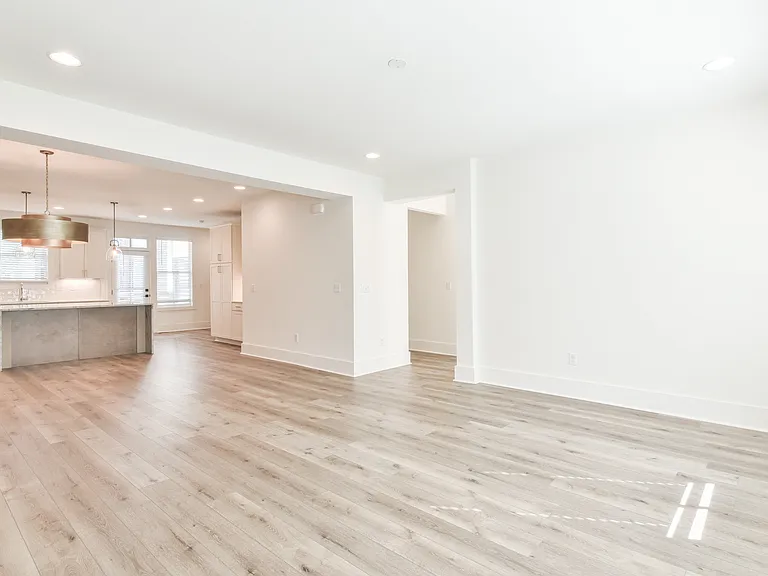 5858 Westin Rd — Photo 6