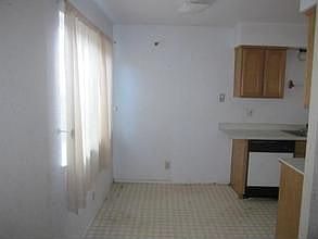 2nd image of 3582 Scotland Dr