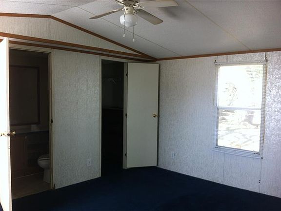 4th image of 1712 Hofheinz St Trlr 5