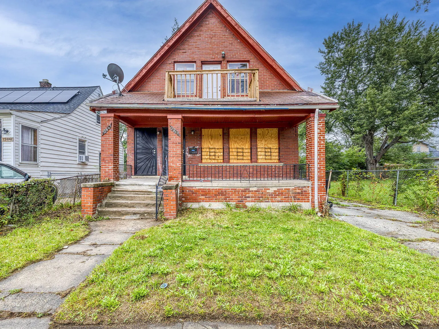 12867 Sussex St — Photo 3