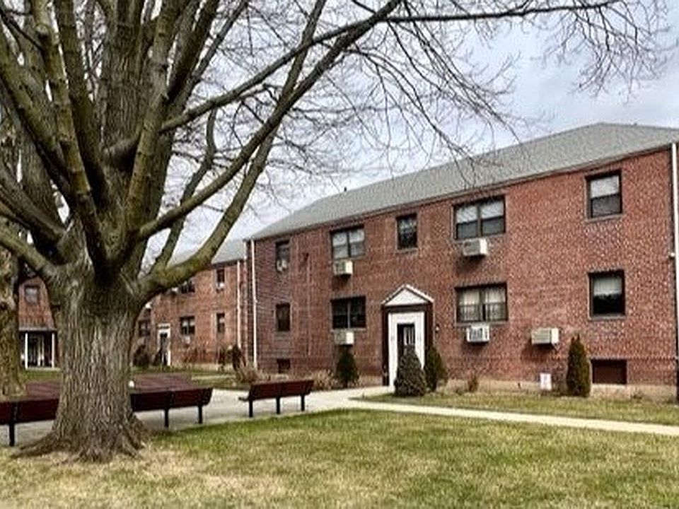 1st image of 90-29 Shore Pkwy #71