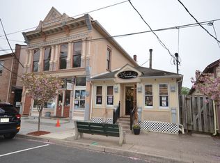 12 E Main St, Clinton, NJ 08809