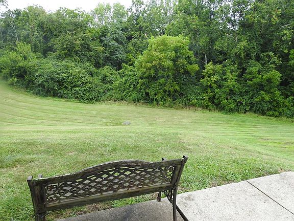 4th image of 85 Sunnyside Dr #23