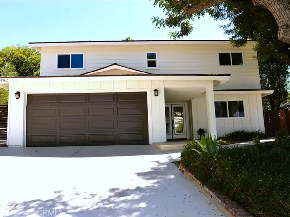 20962 Bandera St, Woodland Hills, CA 91364