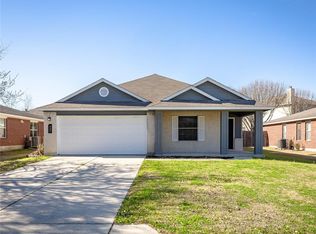 127 Remington Dr, Kyle, TX 78640