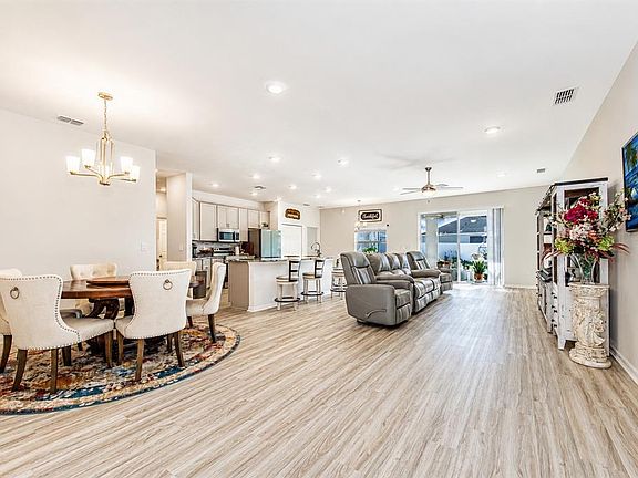 2nd image of 1096 Sandpiper Loop