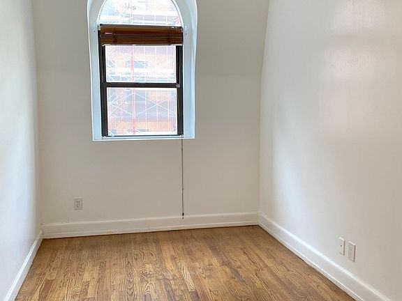4th image of 156 W 15th St #4AB
