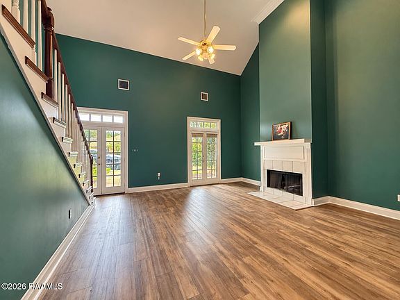 2nd image of 207 Kincaid Ct