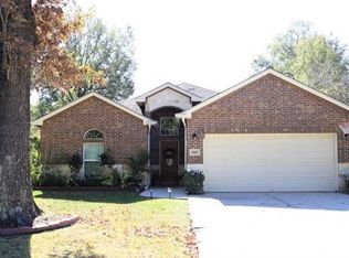 1003 S Diamondhead Blvd, Crosby, TX 77532