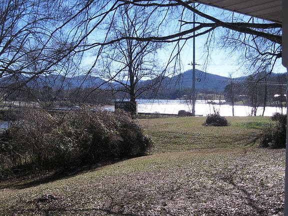 2nd image of 464 Azalia Dr