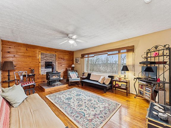 2nd image of 4718 Highway 8