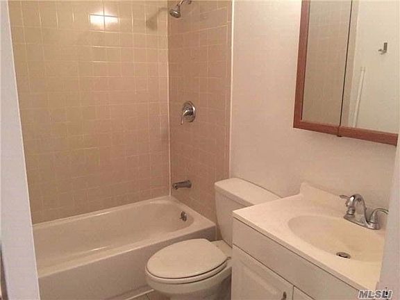 3rd image of 6916 242nd St