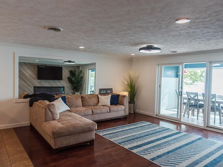 7633 S West Bay Shore Dr — Photo 30