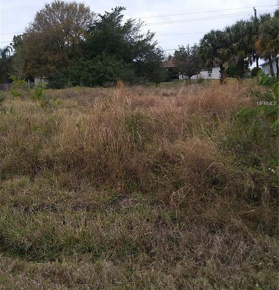 1st image of 2611 Larkspur Dr