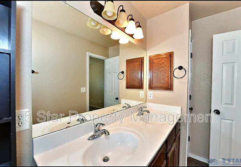 12976 Enrique Gomez Ln — Photo 30