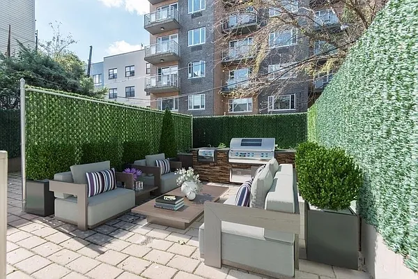 Rented by Brick&Mortar | media 9