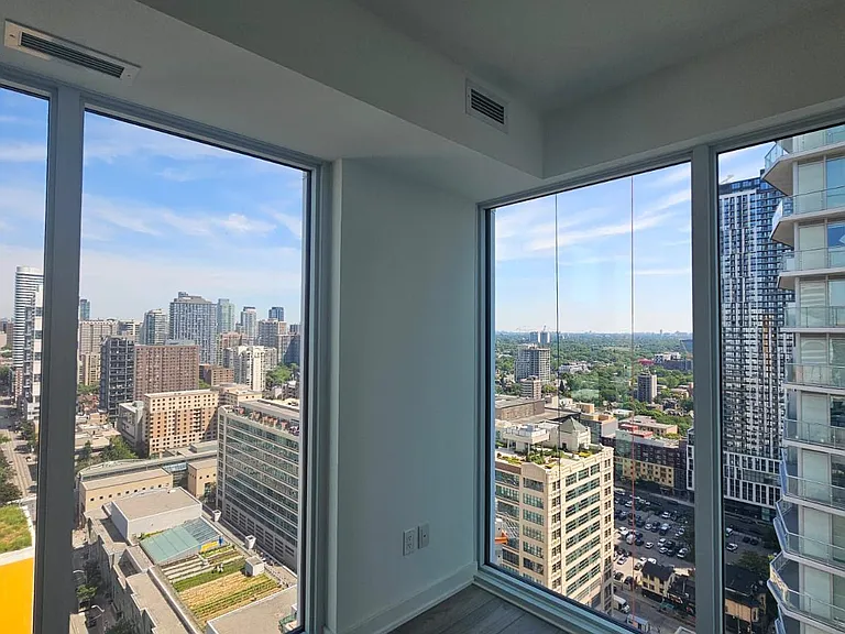 252 Church St #3006 — Photo 8