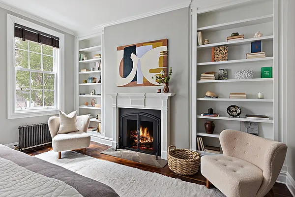 Sold by Compass | media 11