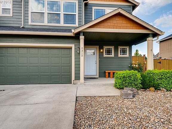 3rd image of 4312 NE 58th Cir