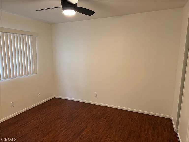 1164 Irving Ave #A — Photo 28