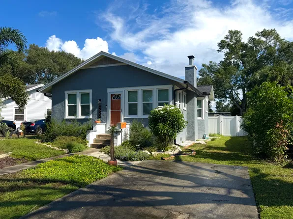 4623 Iris St N, Saint Petersburg, FL 33714