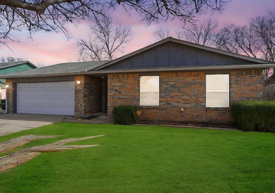 1st image of 110 Peggy Dr