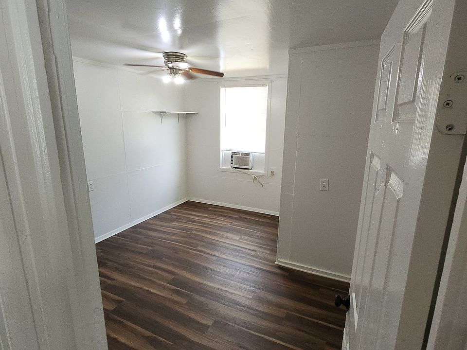 1st image of 1408 W Morton St APT 102