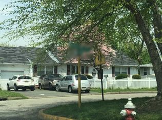21 Roosevelt Ave, Elmwood Park, NJ 07407
