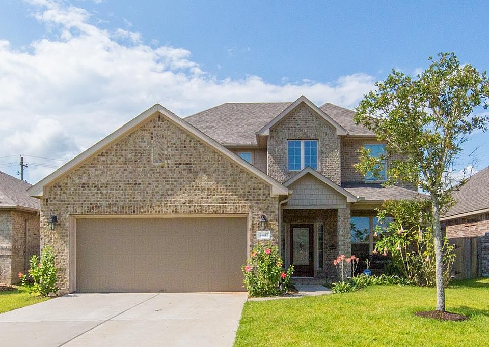 1st image of 2447 Pamplona Ln