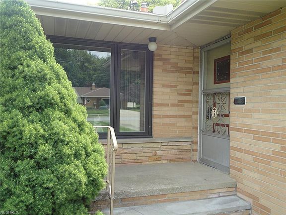 2nd image of 1821 Kathryn Dr