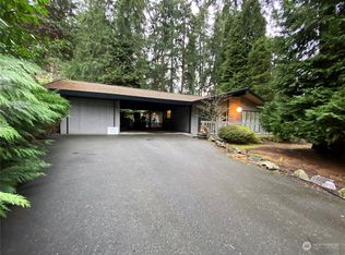 3045 165th Pl NE, Bellevue, WA 98008