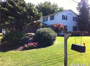104 Cedar Heights Dr, Jamesville, NY 13078