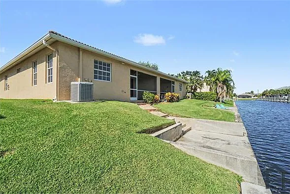 627 SW 47th Ter — Photo 20