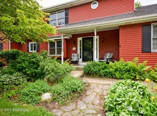 480 Spring St, Geneva, IL 60134