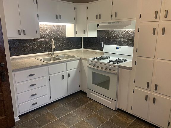 4th image of 529 Fenelon Pl APT 1