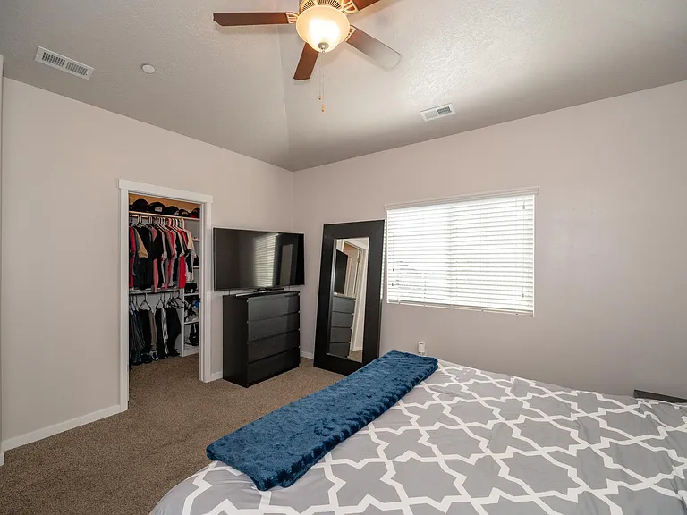 127 E Jordan Ridge Blvd #409 — Photo 18