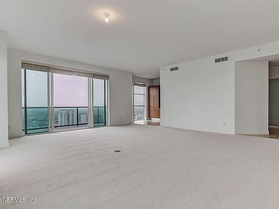2nd image of 1431 Riverplace Blvd APT 3004