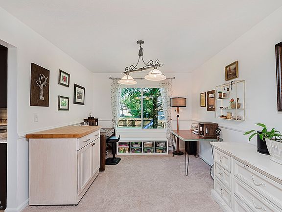 4th image of 19425 Amber Way
